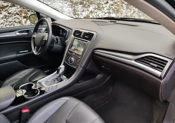 Ford Mondeo cena 51900 przebieg: 198576, rok produkcji 2015 z Bydgoszcz małe 704